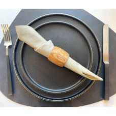 Rond de serviette, set de 4
Bois d'olivier 