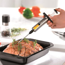 Marinating syringe with
2 needles