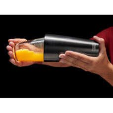 Bosten shaker with glass
dark gray