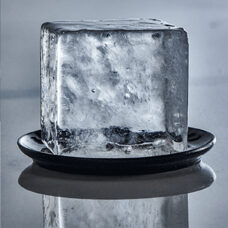 Ice cube moulds
5x5 cm