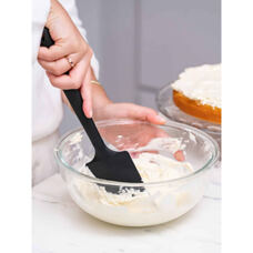 Dough scraper black
30cm