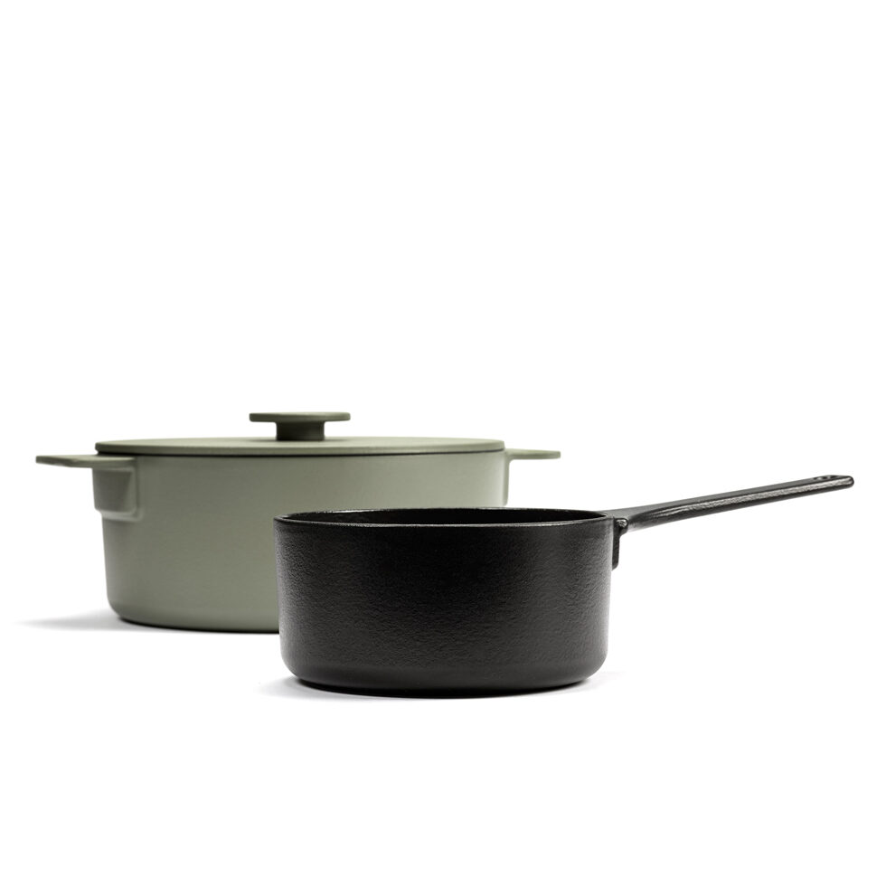 Gusseisen Kochtopf 
schwarz 23 cm / 3 lt 