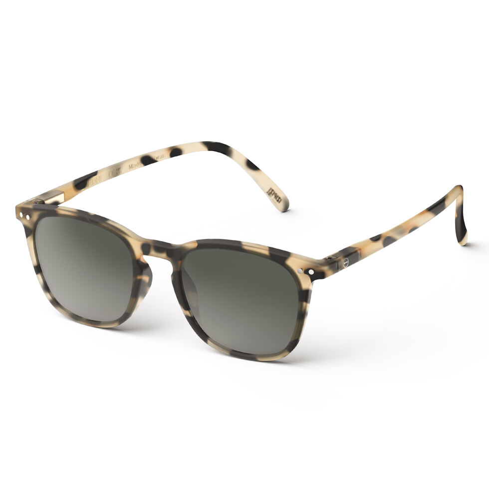 Sunglasses #E
Light Tortoise Sunglasses #E
Light Tortoise